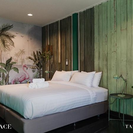 Tang House Hostel Bangkok Buitenkant foto